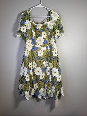 MOTF Embroidered Floral A-Line Dress in White, Blue & Green Womens Large